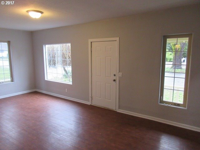 495 Ford Street Southeast Salem, OR 97301 - Photo 2 of 18