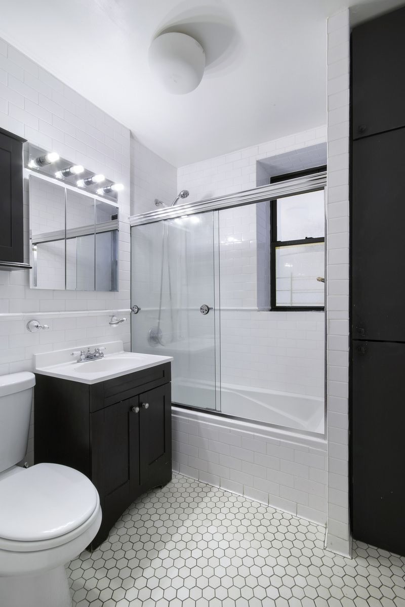 100 West 119th Street, Unit 2A Manhattan, NY 10026 - Photo 2 of 8