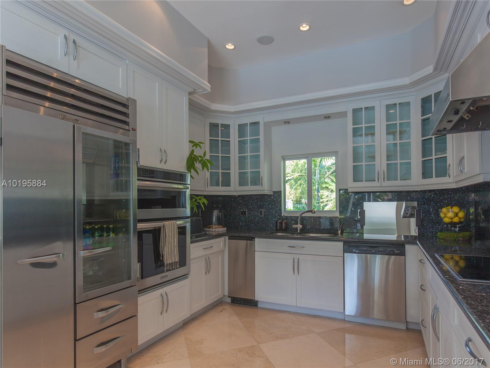 650 Lake Road Miami, FL 33137 - Photo 13 of 41