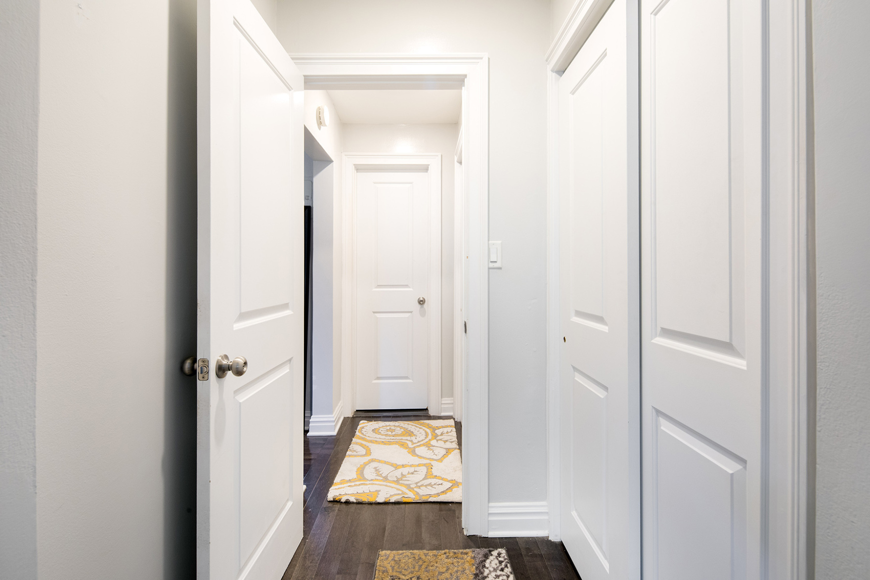 419 West 47th Street, Unit D4 Manhattan, NY 10036 - Photo 3 of 5