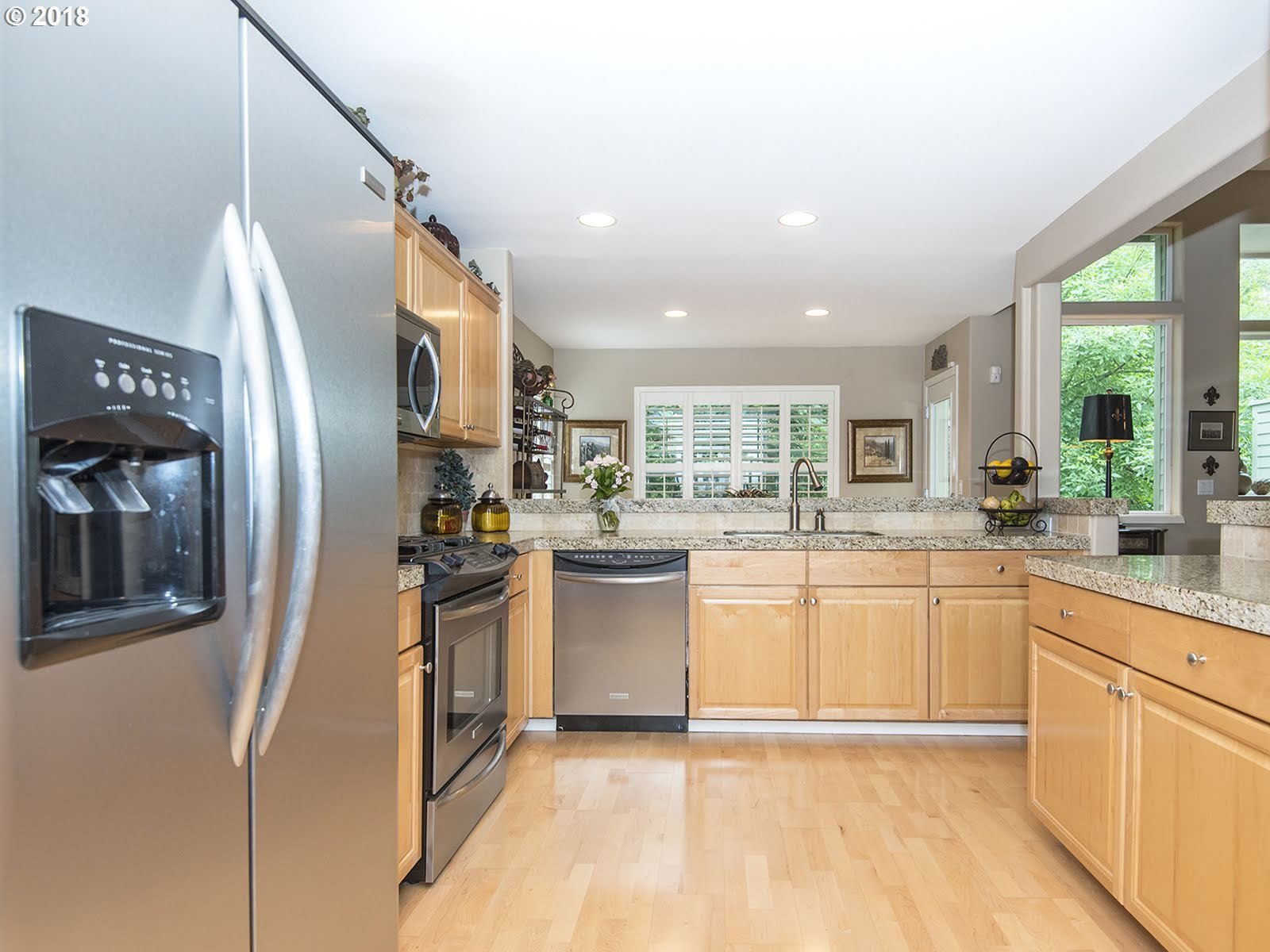 20783 Northeast Rockspring Street Beaverton, OR 97006 - Photo 11 of 31 Gallery Image 11
