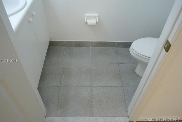 Weston, Weston, FL 33332 Compass