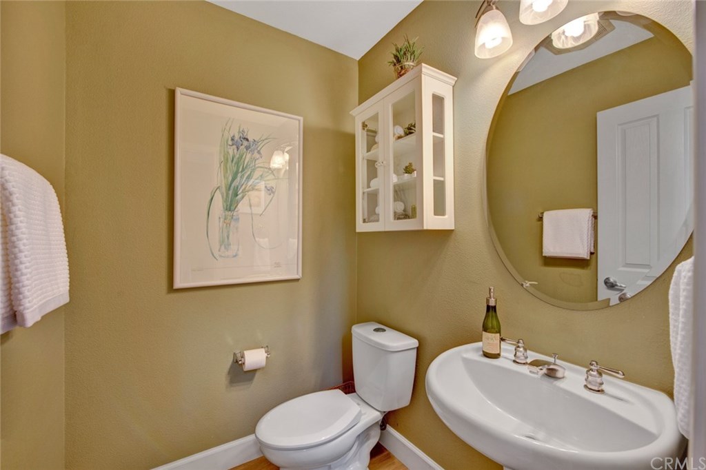 59 Sorenson Irvine, CA 92602 - Photo 8 of 32