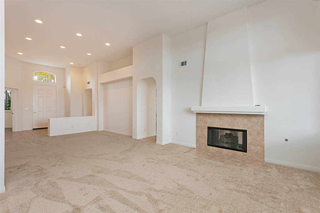 6621 Remsen Court Carlsbad, CA 92011 - Photo 5 of 19
