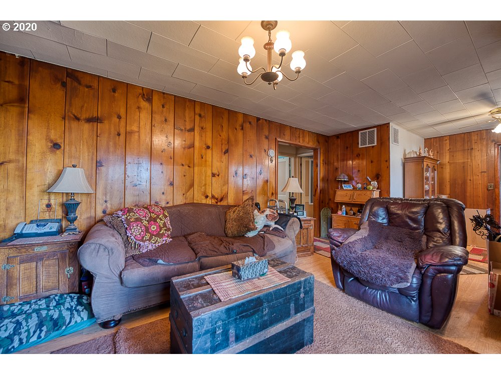 64388 Roy Road Coos Bay, OR 97420 - Photo 12 of 25 Gallery Image 12