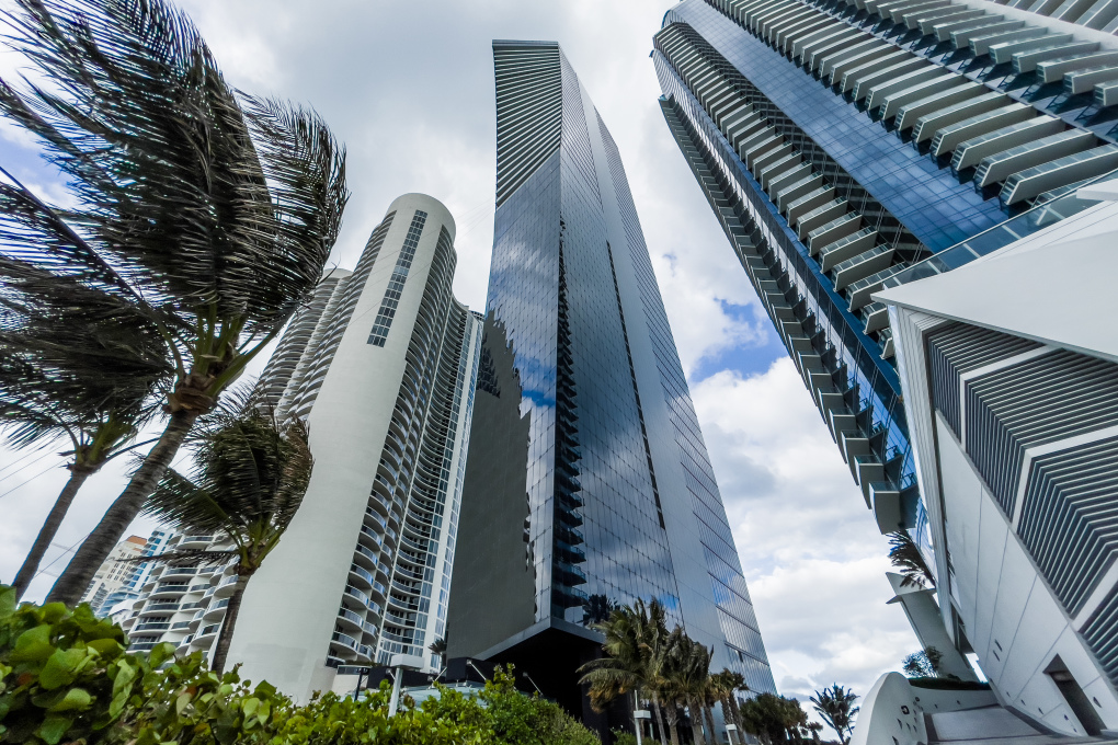 Muse 17141 Collins Ave, Sunny Isles Beach, FL 33160 - Photo 2 of 12