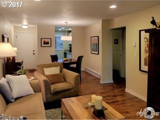 12616 Northwest Barnes Road, Unit 6 Portland, OR 97229 - Photo 7 of 20 Gallery Image 7