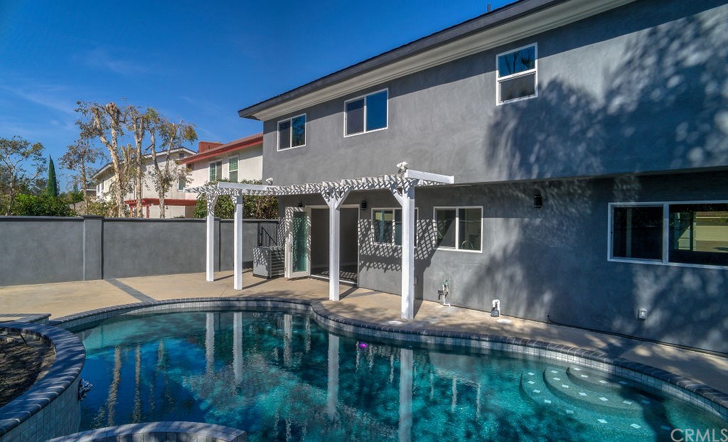 13516 Darvalle Street Cerritos, CA 90703 - Photo 72 of 75