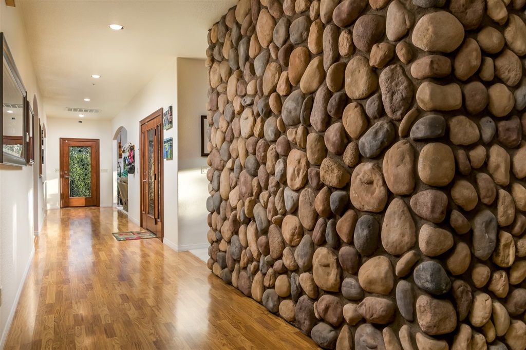 15120 Moonglow Drive Ramona, CA 92065 - Photo 5 of 25