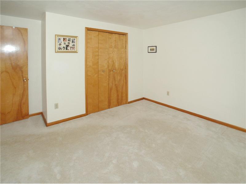 1013 Harvard Road Monroeville, PA 15146 - Photo 17 of 20 Gallery Image 17