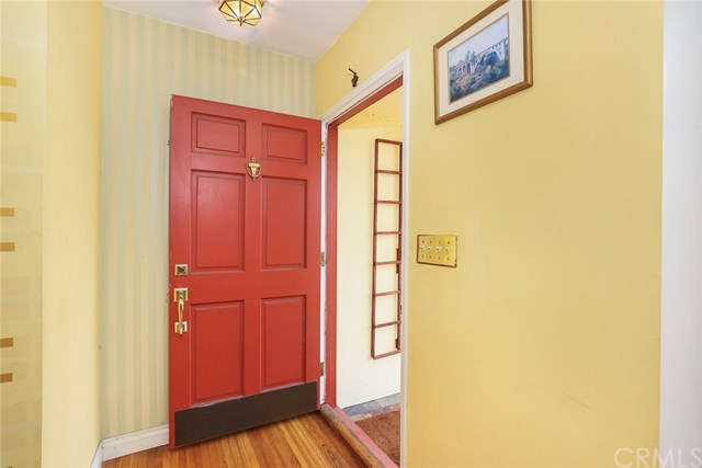 356 Cherry Drive Pasadena, CA 91105 - Photo 7 of 30