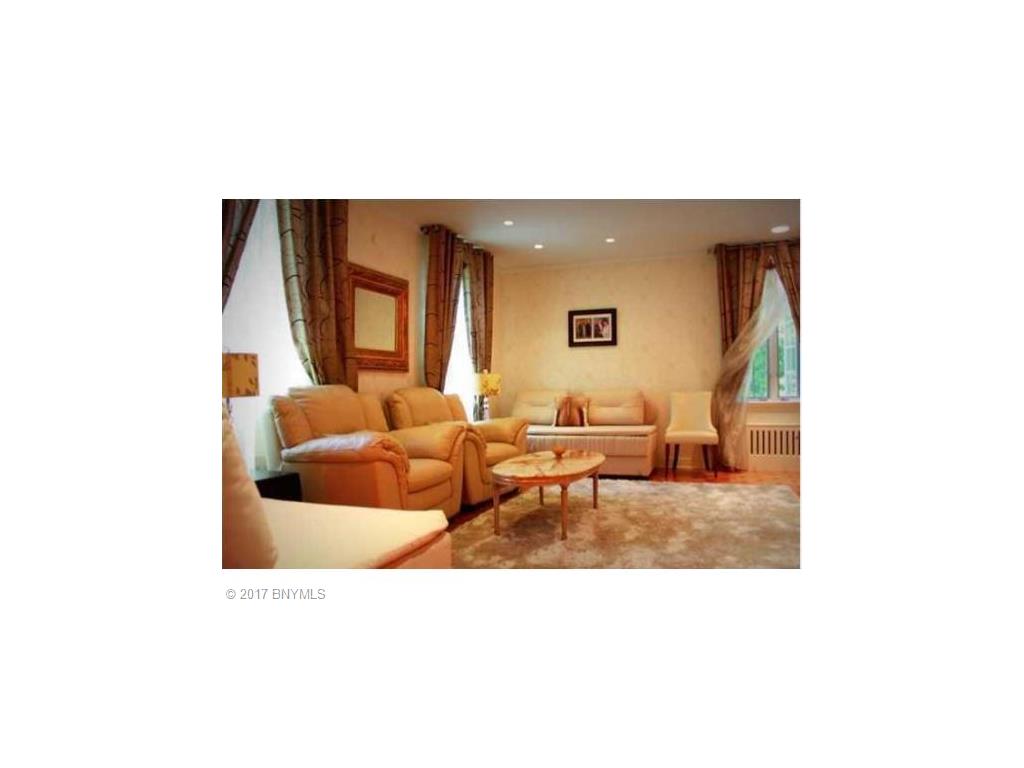 15 Willow Pond Road Staten Island, NY 10304 - Photo 9 of 14 Gallery Image 9