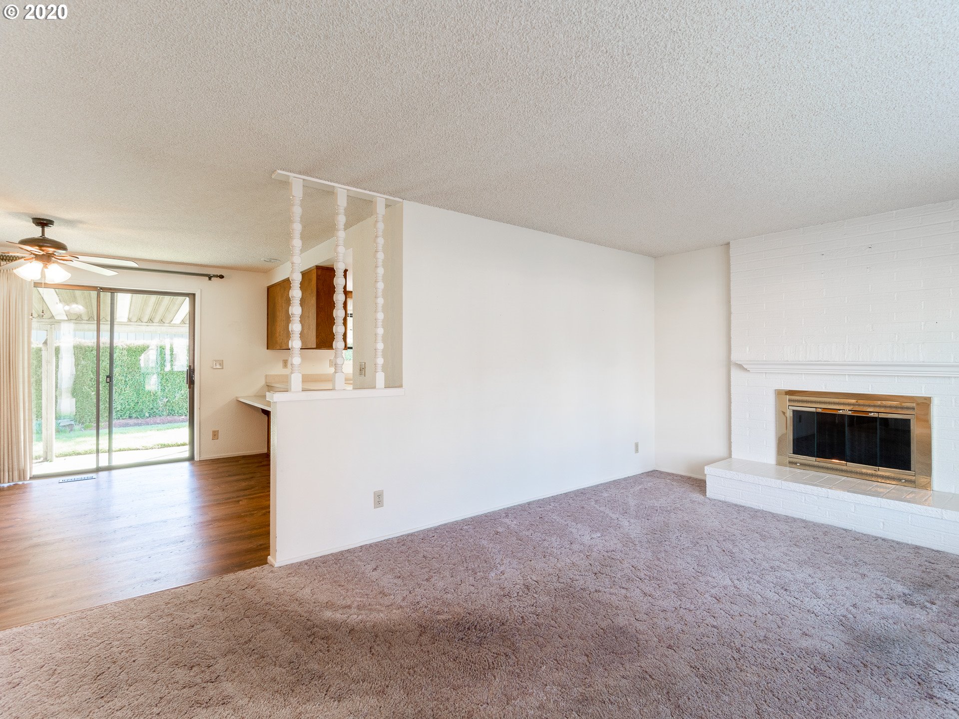 385 69th Place Springfield, OR 97478 - Photo 5 of 28