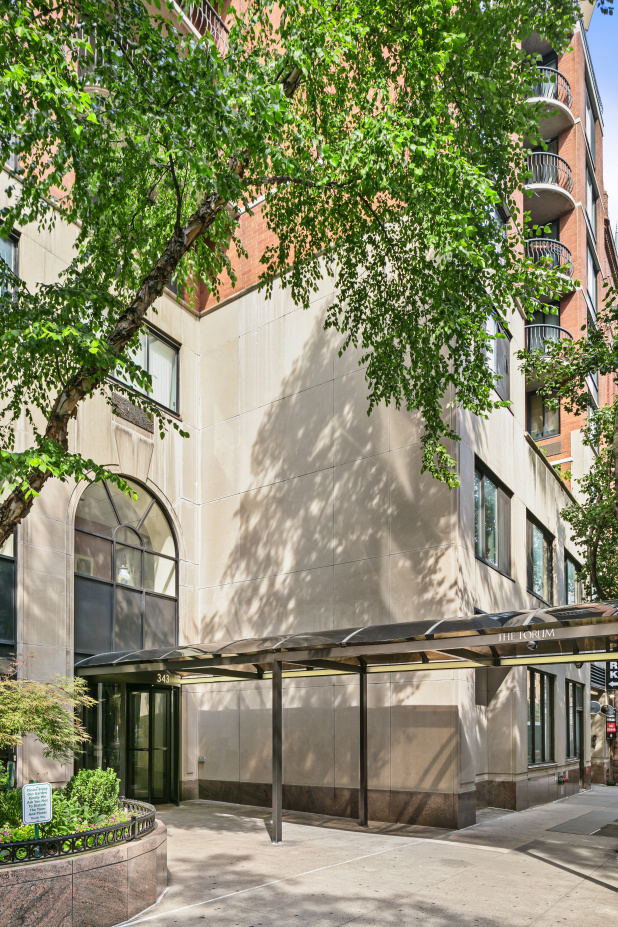 The Forum 343 E 74th St, Manhattan, NY 10021 - Photo 4 of 9