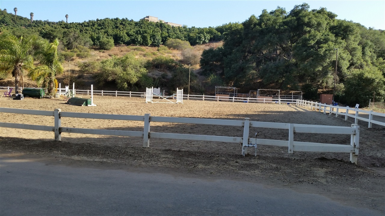 1059 Little Gopher Canyon Road Vista, CA 92084 - Photo 20 of 23