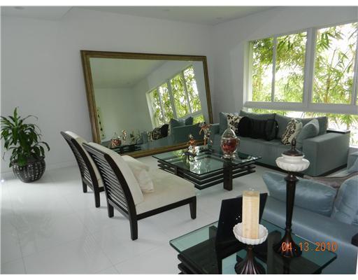 485 Ridgewood Road Key Biscayne, FL 33149 - Photo 5 of 16