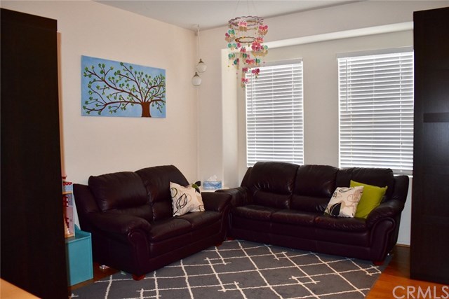 910 Timberwood Irvine, CA 92620 - Photo 11 of 26