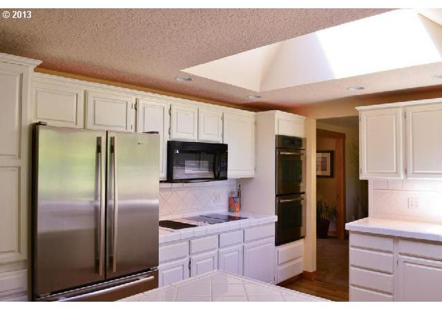 1500 Country Club Road Hood River, OR 97031 - Photo 6 of 16 Gallery Image 6