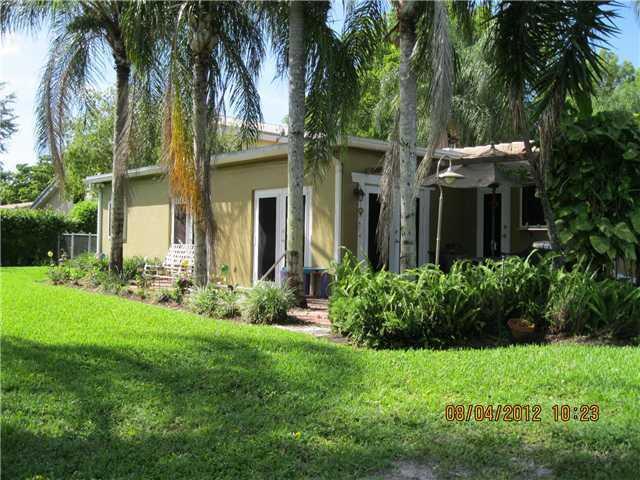 14741 Lewis Road Miami Lakes, FL 33014 - Photo 6 of 21 Gallery Image 6