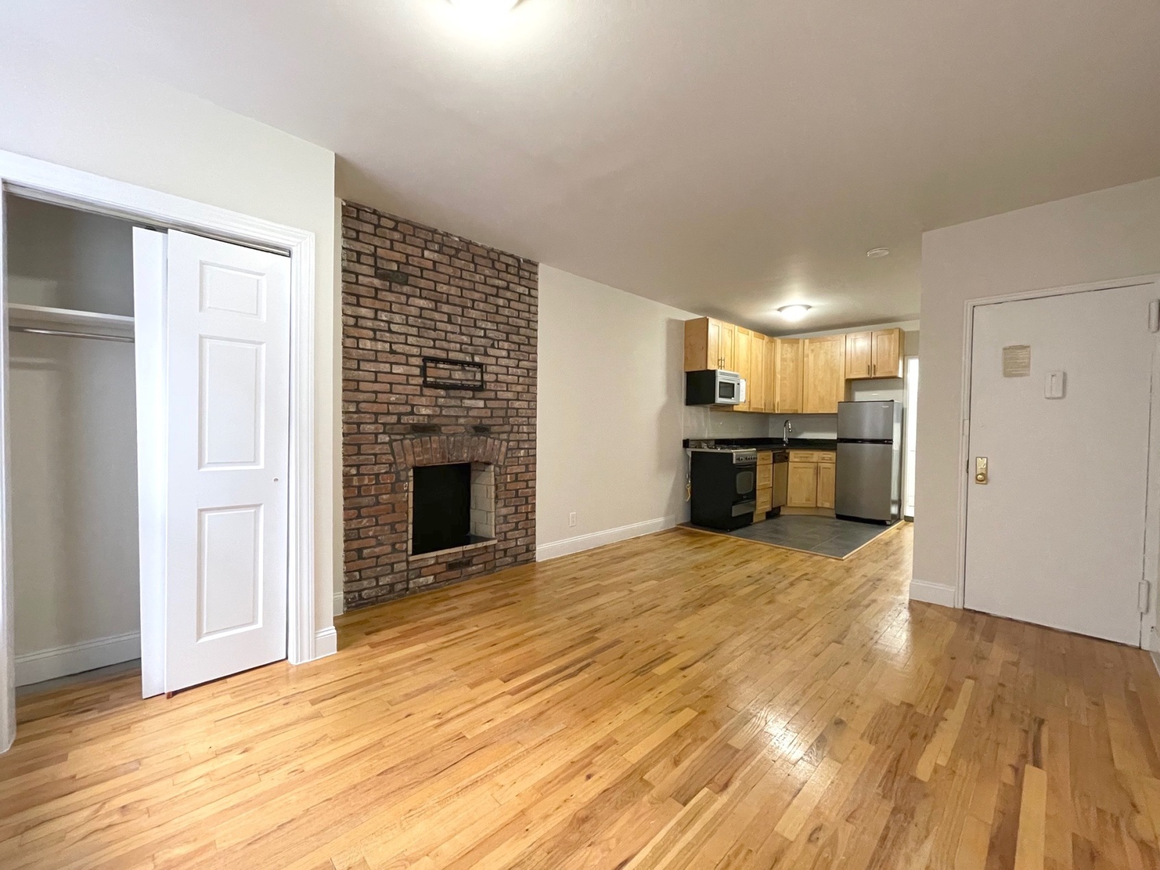 259 West 19th Street, Unit 2SW Manhattan, NY 10011 - Photo 1 of 6