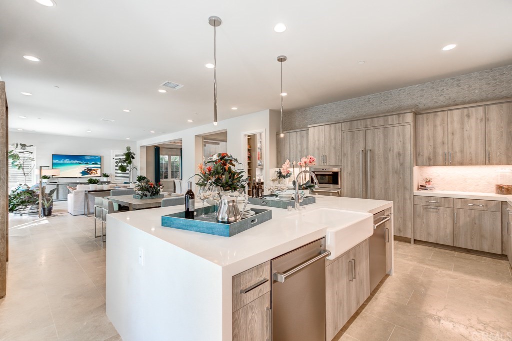 103 Indian Summer Irvine, CA 92602 - Photo 19 of 64