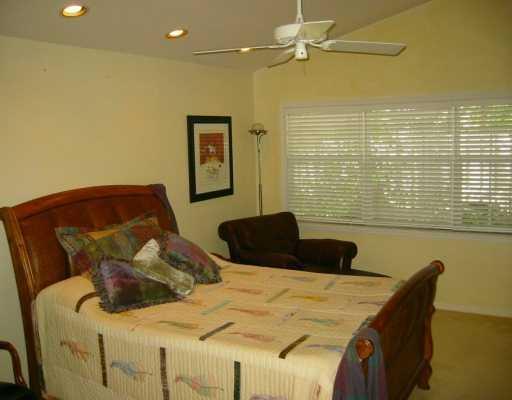 278 Bridgeton Road Weston, FL 33326 - Photo 5 of 8 Gallery Image 5