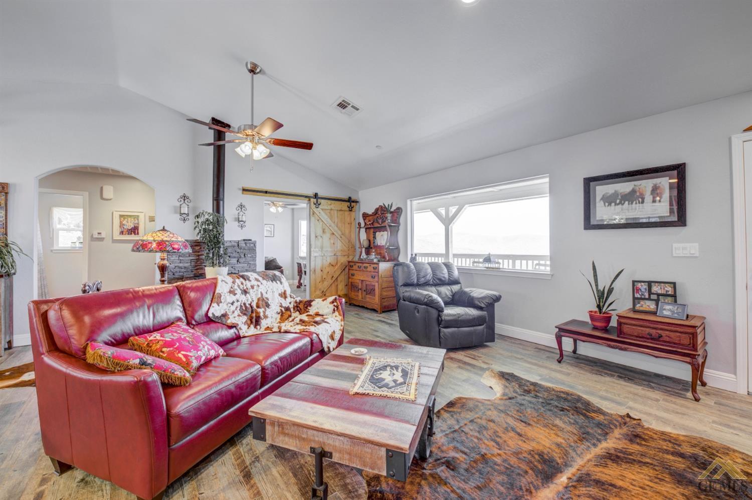 18400 Jacks Hill Road Tehachapi, CA 93561 - Photo 11 of 39