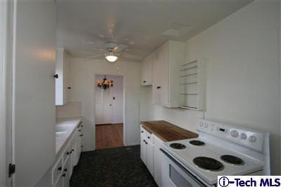 17969 Santa Rita Street Encino, CA 91316 - Photo 4 of 10