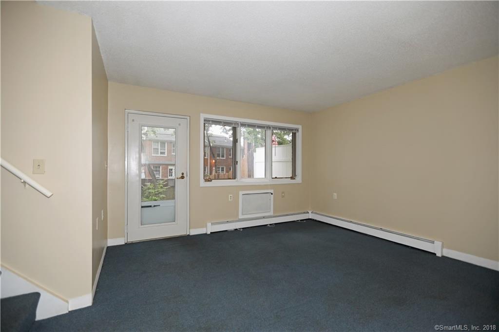 46 St James Street, Unit 15 Manchester, CT 06040 - Photo 11 of 22