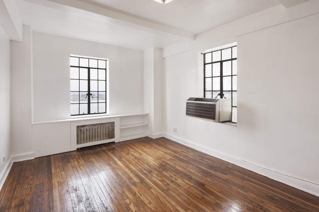 5 Tudor City Place, Unit 1036 Manhattan, NY 10017 - Photo 2 of 6