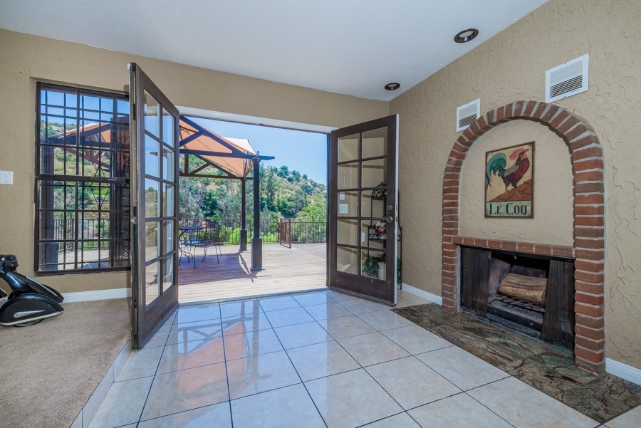 2375 La Cresta Road El Cajon, CA 92021 - Photo 8 of 25