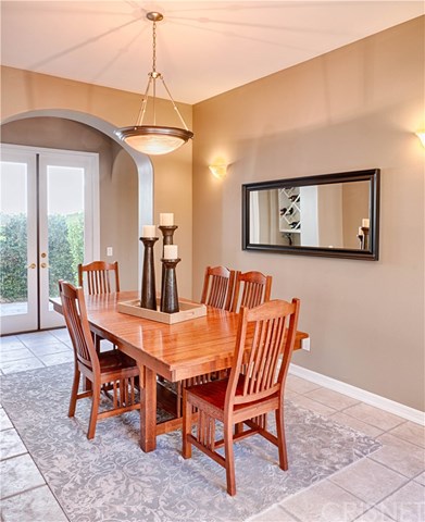 24607 Garland Drive Valencia, CA 91355 - Photo 5 of 20