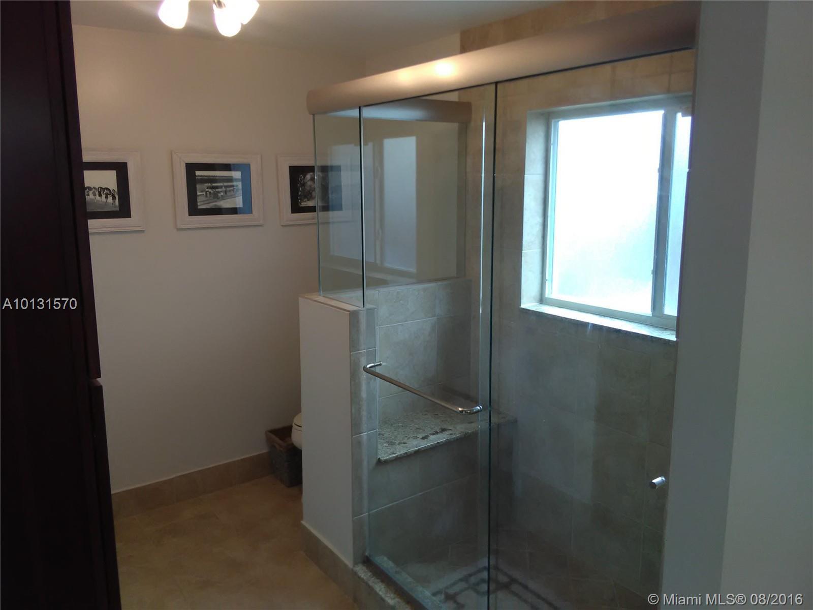 8421 Southwest 28th Street Davie, FL 33328 - Photo 17 of 34