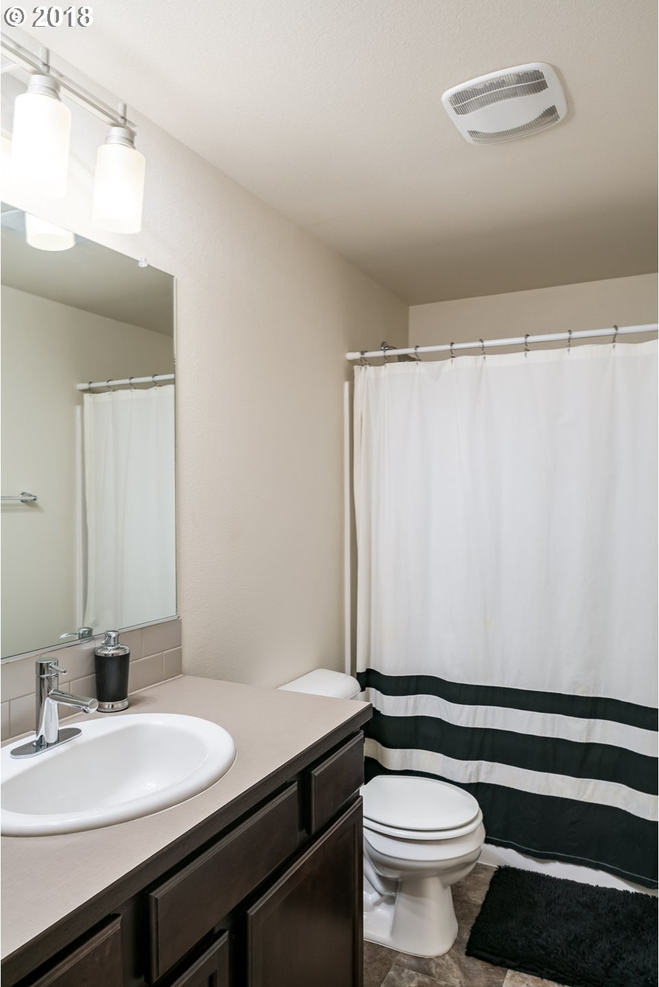 1845 Adelman Loop Eugene, OR 97402 - Photo 10 of 11 Gallery Image 10