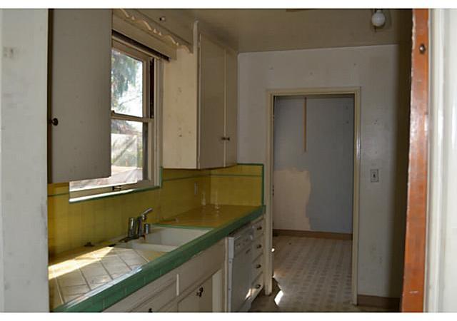 15637 Las Lomas Road El Cajon, CA 92021 - Photo 17 of 24 Gallery Image 17