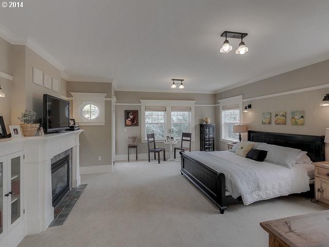 11537 South Riverwood Road Portland, OR 97219 - Photo 11 of 16 Gallery Image 11