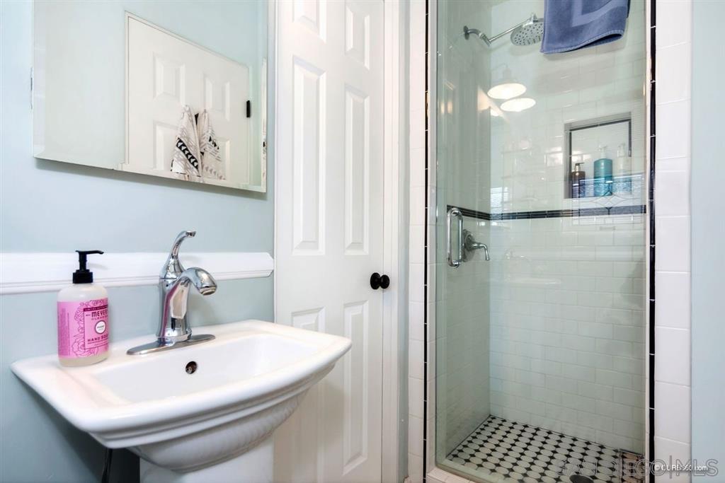 4641 48th Street San Diego, CA 92115 - Photo 15 of 25