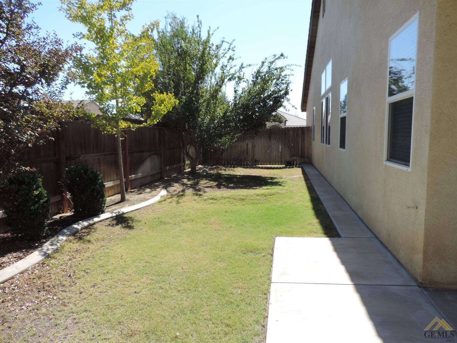 12302 Rambler Avenue Bakersfield, CA 93312 - Photo 28 of 31