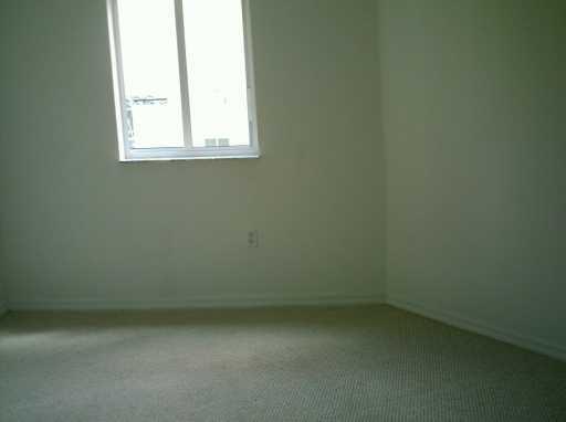 2475 Northwest 16th St Road, Unit 514 Miami, FL 33125 - Photo 8 of 8 Gallery Image 8