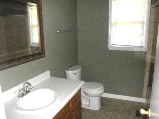 17049 Cross Key Road Elkmont, AL 35620 - Photo 11 of 15 Bathroom view 1