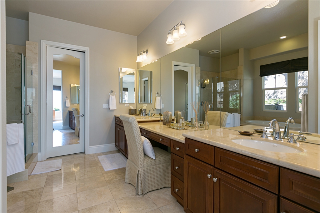 7004 Corintia Street Carlsbad, CA 92009 - Photo 13 of 25