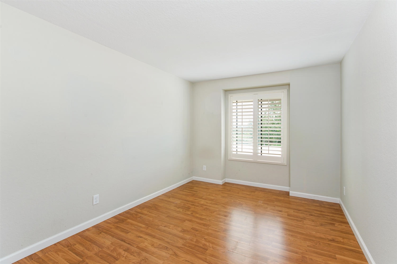 891 Buttercup Road Carlsbad, CA 92011 - Photo 14 of 18