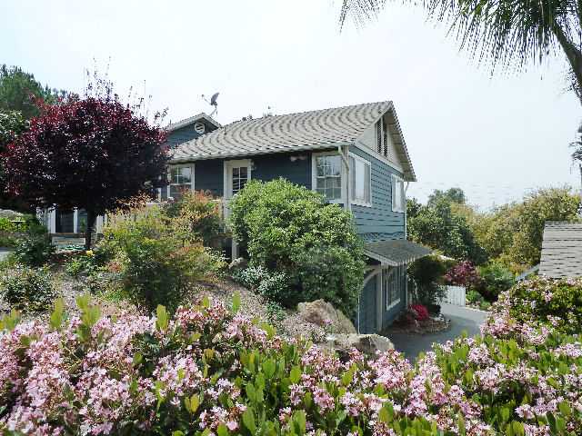 623 Georgine Road Fallbrook, CA 92028 - Photo 2 of 23