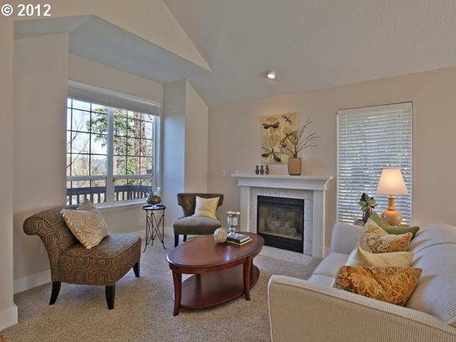 5310 Southwest Brugger Street Portland, OR 97219 - Photo 2 of 16 Gallery Image 2
