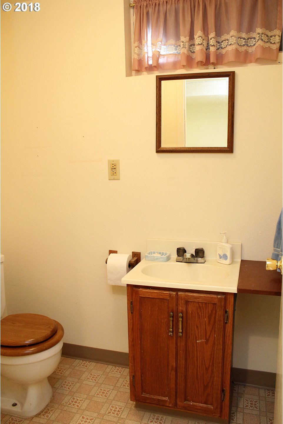 3908 Northeast Rosa Parks Way Portland, OR 97211 - Photo 30 of 31 Gallery Image 30