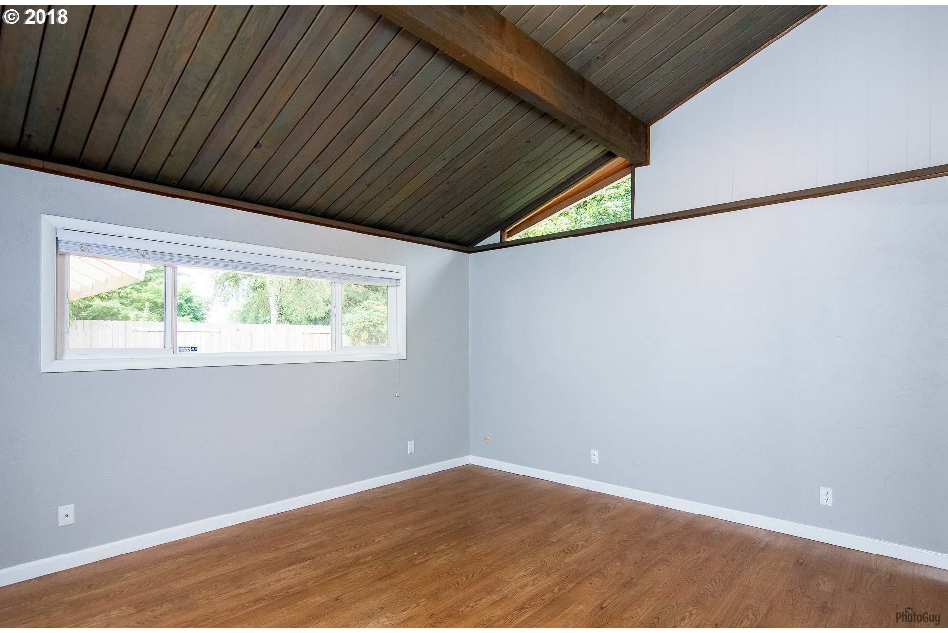2772 21st Street Springfield, OR 97477 - Photo 16 of 32
