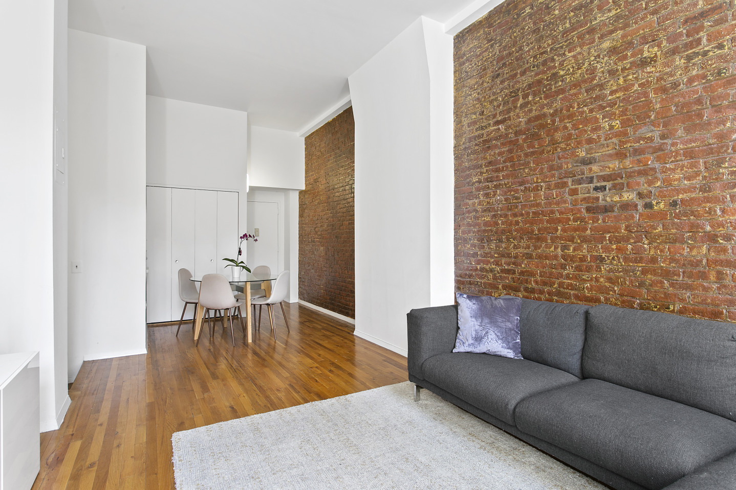 215 West 84th Street, Unit 228 Manhattan, NY 10024 - Photo 2 of 6