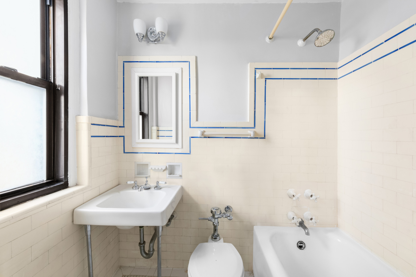 457 West 57th Street, Unit 1616 Manhattan, NY 10019 - Photo 6 of 7