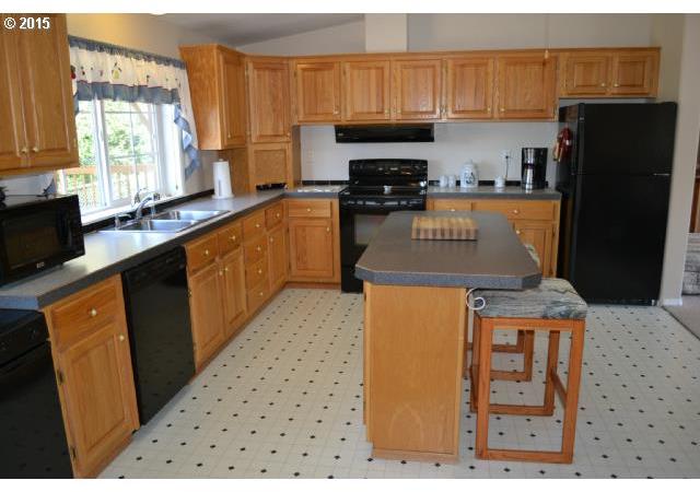 1910 Cloverdale Road Kalama, WA 98625 - Photo 6 of 16 Gallery Image 6