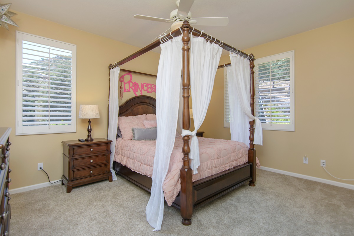 15533 Canyon View Way Poway, CA 92064 - Photo 14 of 25 Gallery Image 14